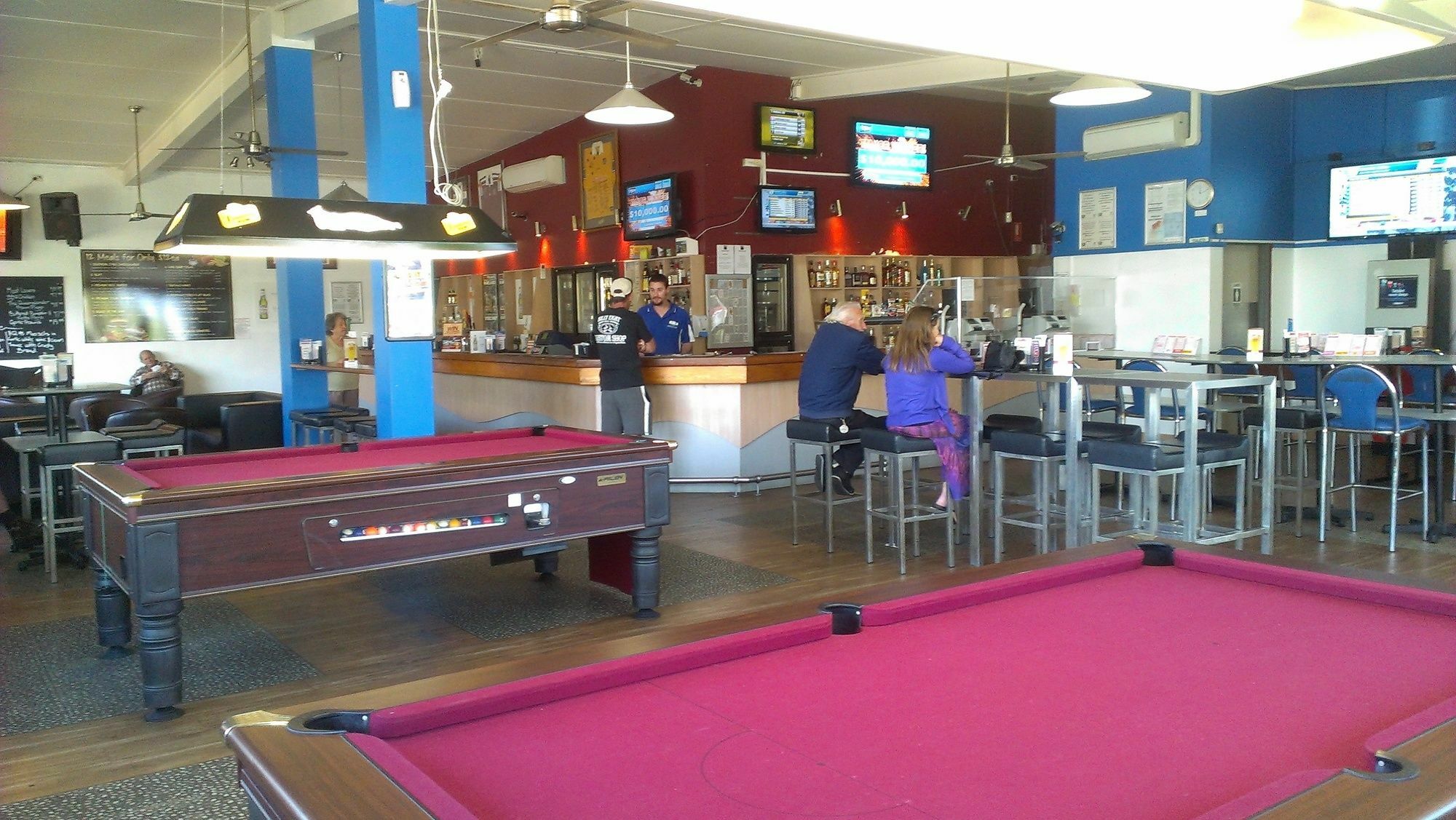 Bargara Beach Hotel Motel 외부 사진